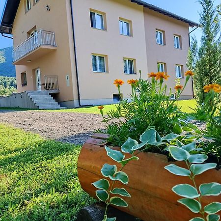 Guesthouse Nikolina Кореница Екстер'єр фото